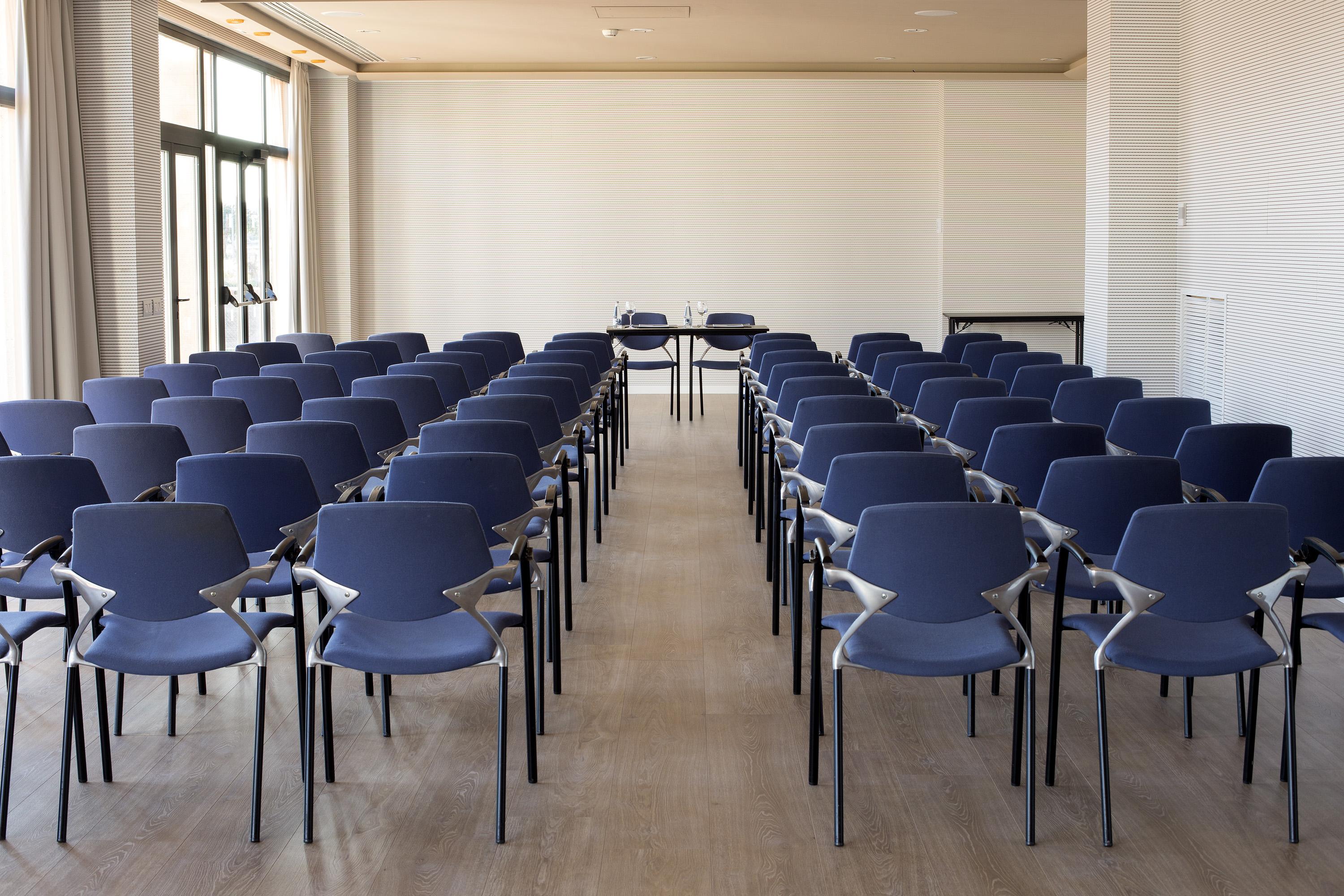 히포텔스 히포캄포 팰리스&스파 호텔 칼라 미요르 외부 사진 A conference room