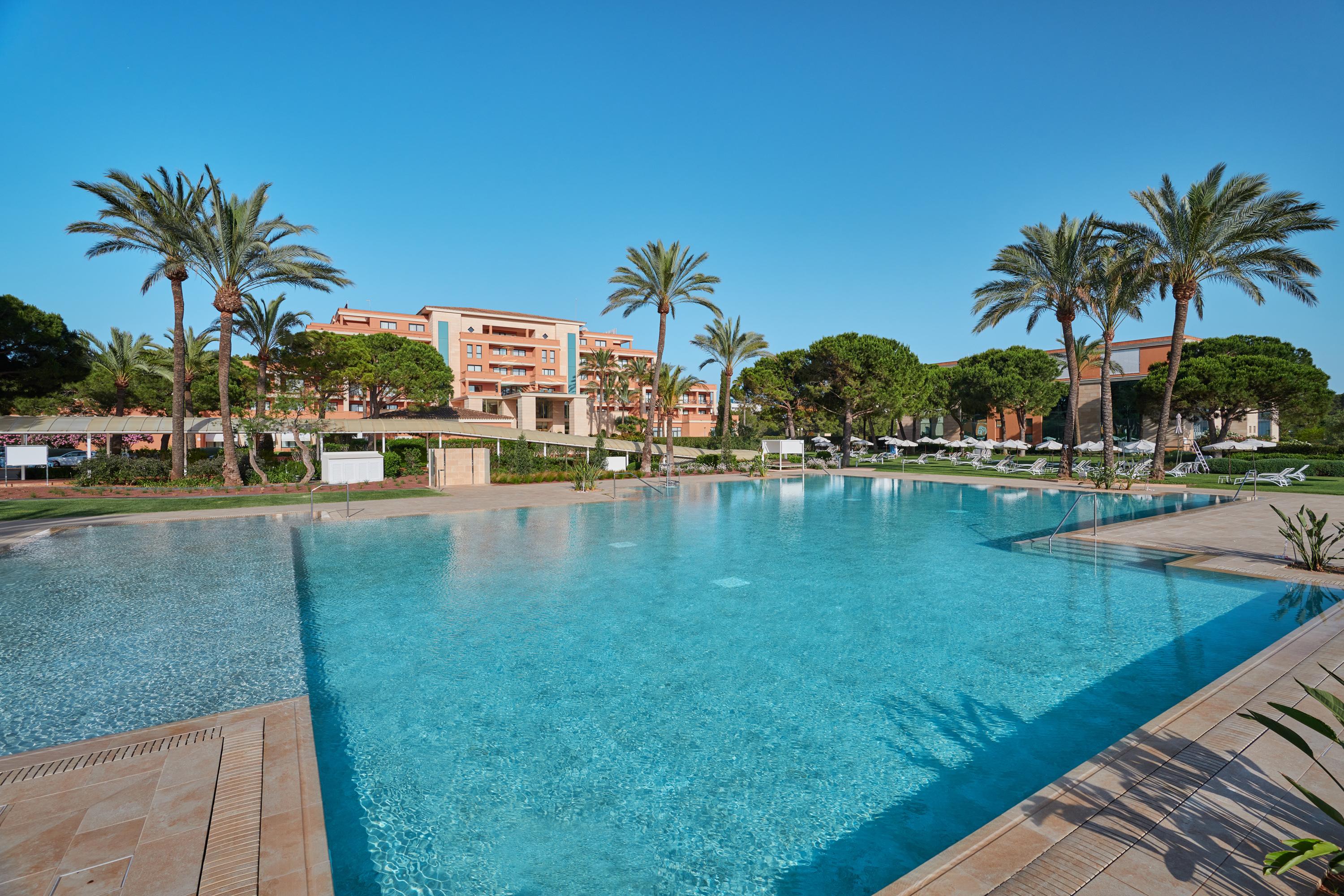 히포텔스 히포캄포 팰리스&스파 호텔 칼라 미요르 외부 사진 Club Med Cannes